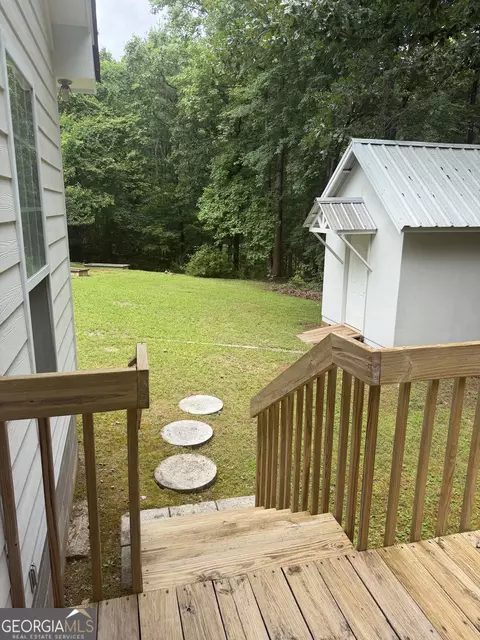Exterior - 406 Covered Bridge Rd, Covington, GA 30016 photo 9 of 20