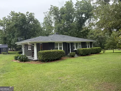224 Spring St, Social Circle, GA 30025
