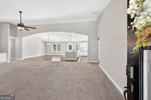 561 Oconee Ln, Commerce, GA 30529 photo 7
