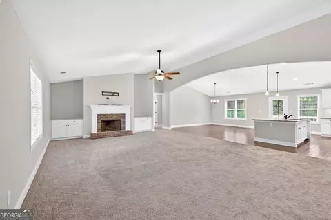 561 Oconee Ln, Commerce, GA 30529 photo 10