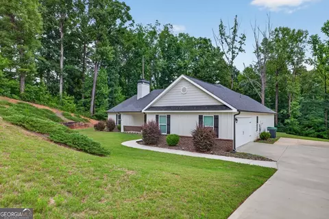 561 Oconee Ln, Commerce, GA 30529 photo 2