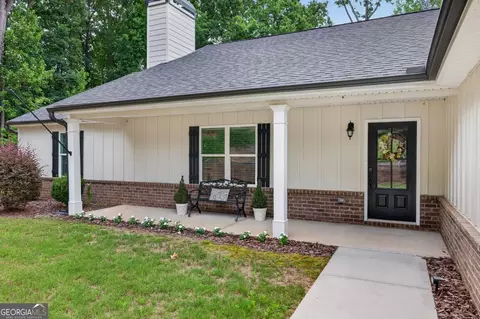 561 Oconee Ln, Commerce, GA 30529 photo 4