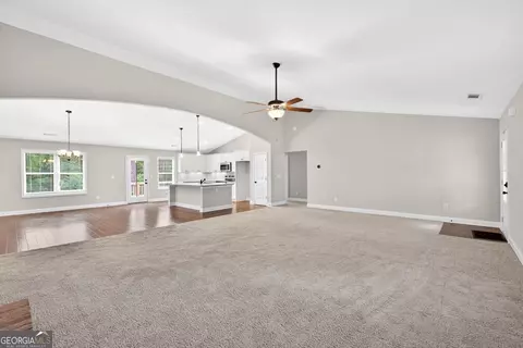 561 Oconee Ln, Commerce, GA 30529 photo 11