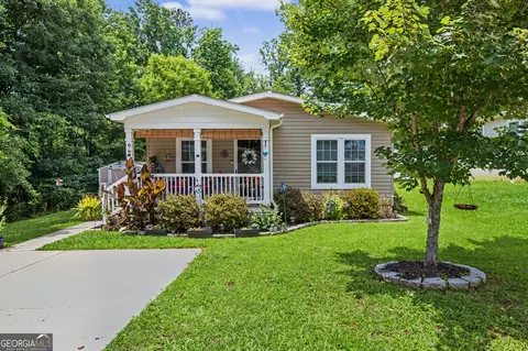 96 Bob White Ln, Newnan, GA 30263