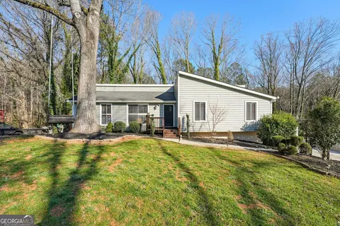 407 Hobo Ln, Woodstock, GA 30189