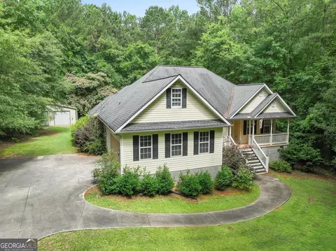 51 Creekwood Dr, Griffin, GA 30223