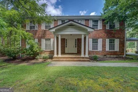 660 Kirkus Dr SE, Conyers, GA 30094