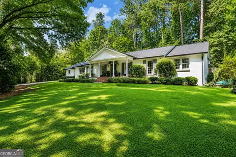 5680 Lake Forrest Dr, Sandy Springs, GA 30342