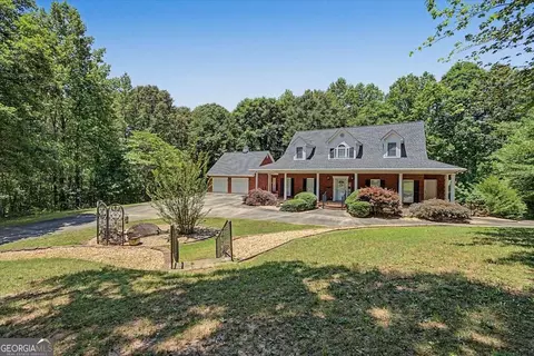 1136 Cole Lake Rd, Dallas, GA 30157