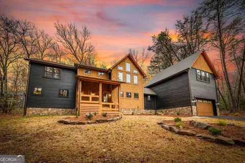 45 Shermans Ct, Mccaysville, GA 30555