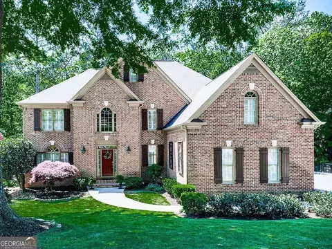 5037 Towne Lake Hls N, Woodstock, GA 30189