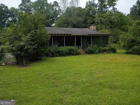 498 Country Club Rd, Dublin, GA 31021