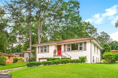 639 Lilla Dr SW, Atlanta, GA 30310
