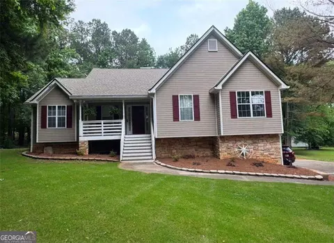 24 Walnut Ln NE, Cartersville, GA 30121