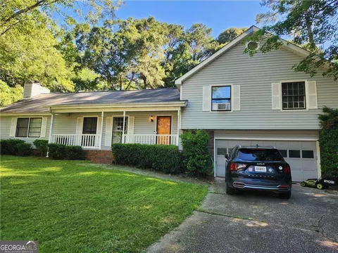 287 Plantation Cir SW, Smyrna, GA 30082