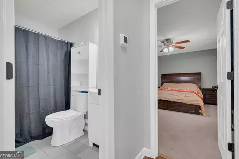 Entry Way - 415 Ivory Dr, Baldwin, GA 30511 photo 6 of 7