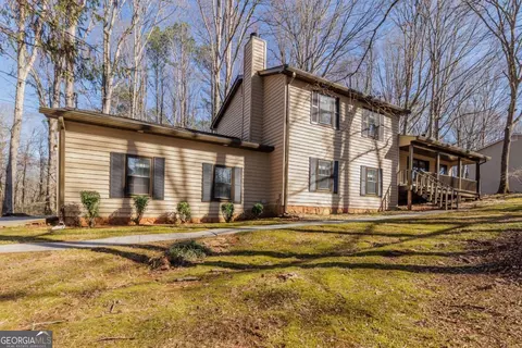 266 Firecrest Ln, Lawrenceville, GA 30046
