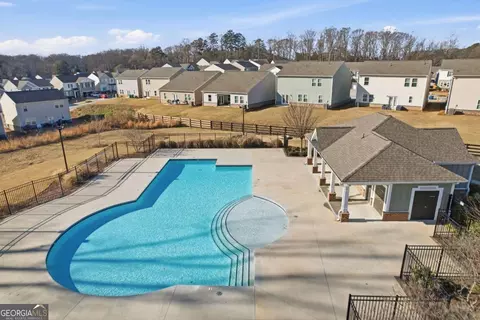 Exterior - 71 Carnaby St, Winder, GA 30680 photo 4 of 4