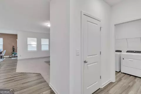 Entry Way - 71 Carnaby St, Winder, GA 30680 photo 3 of 9
