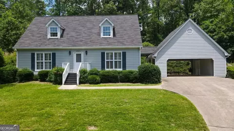 9135 Clearwater Rd, Gainesville, GA 30506