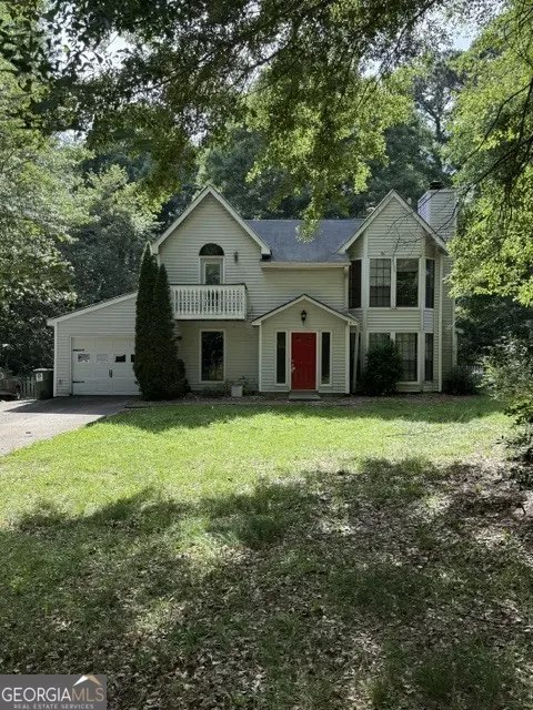210 Mimosa Dr, Fayetteville, GA 30214