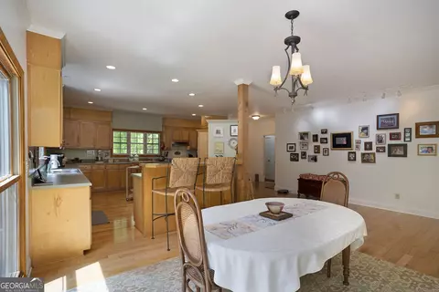Dining - 265 Neely Rd, Lagrange, GA 30240 photo 1 of 3