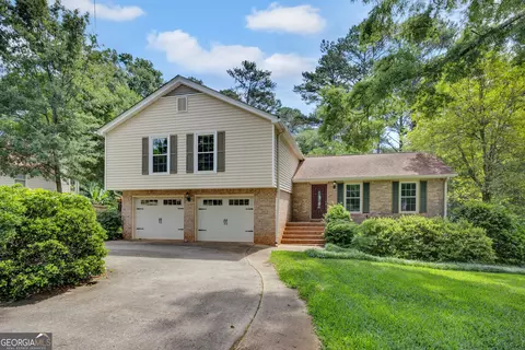 2416 Fieldstone Dr SE, Conyers, GA 30013