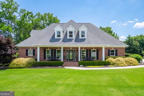 2623 Lindsey Grace Ln, Buford, GA 30519