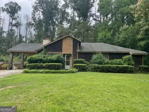 6361 Valley Dale Dr, Riverdale, GA 30274