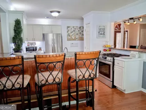 Kitchen - 11524 Summer Trce, Hampton, GA 30228 photo 3 of 3
