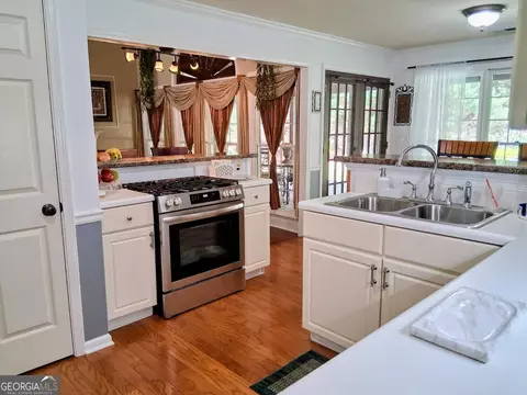 Kitchen - 11524 Summer Trce, Hampton, GA 30228 photo 1 of 3