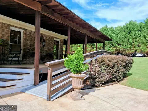 Exterior - 11524 Summer Trce, Hampton, GA 30228 photo 7 of 18