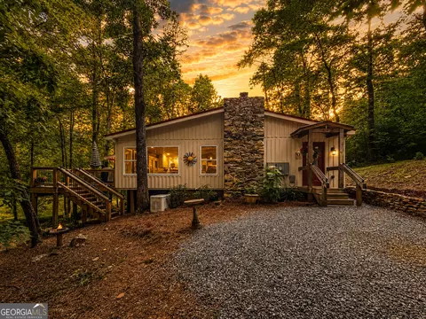 1564 Rackley Rd, Ellijay, GA 30536
