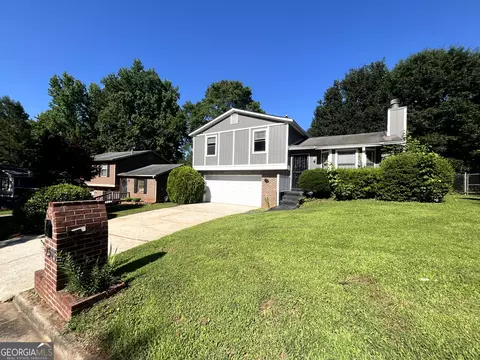 2306 Ramblewood Cir, Decatur, GA 30035
