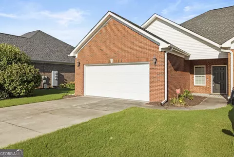 106 Kensington Dr SE, Calhoun, GA 30701