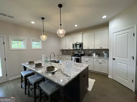 Kitchen - 4312 Cornwall Dr, Forsyth, GA 31029 photo 1 of 3