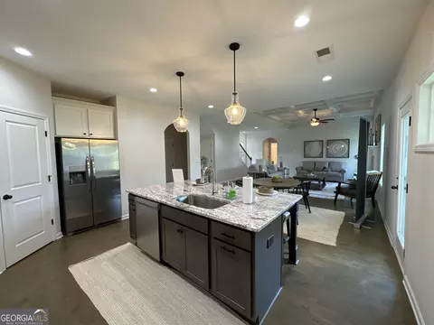 Kitchen - 4312 Cornwall Dr, Forsyth, GA 31029 photo 2 of 3