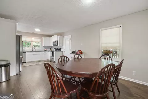 Dining - 686 Dailey Mill Rd, Mcdonough, GA 30253 photo 1 of 1