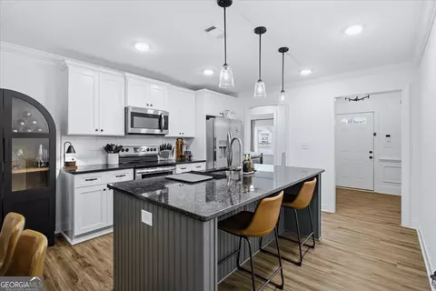 Kitchen - 1341 Mooty Bridge Rd, Lagrange, GA 30240 photo 2 of 4