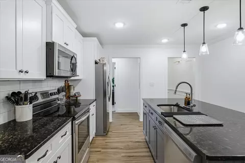Kitchen - 1341 Mooty Bridge Rd, Lagrange, GA 30240 photo 4 of 4