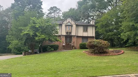 4291 Farmbrook Ln NE, Kennesaw, GA 30144