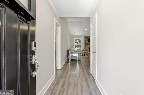 Entry Way - 121 Churchill Ct, Lagrange, GA 30241 photo 1 of 5