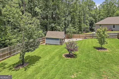 Exterior - 121 Churchill Ct, Lagrange, GA 30241 photo 10 of 17