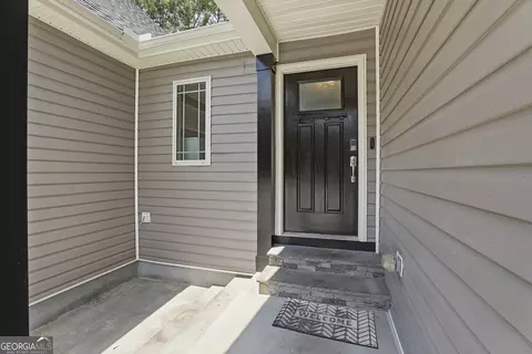 Exterior - 121 Churchill Ct, Lagrange, GA 30241 photo 6 of 17