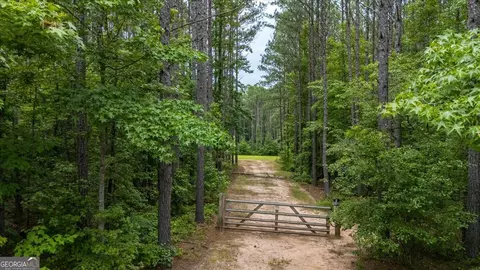 816 Teagle Rd, Jackson, GA 30233