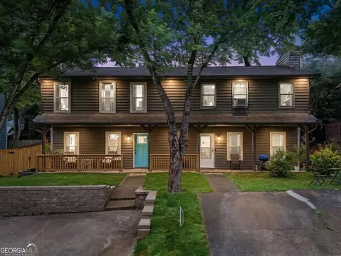4517 Coopers Creek Cir SE, Smyrna, GA 30082