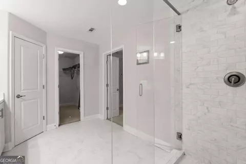 Entry Way - 1372 Doublegate Dr, Atlanta, GA 30319 photo 3 of 3