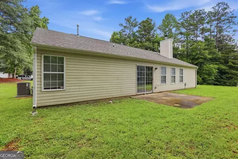 186 Crestbend Ln, Powder Springs, GA 30127
