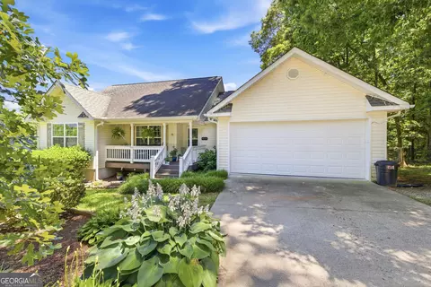 121 Windchime Cir, Demorest, GA 30535
