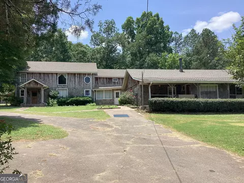 220 Ennis Rd, Barnesville, GA 30204